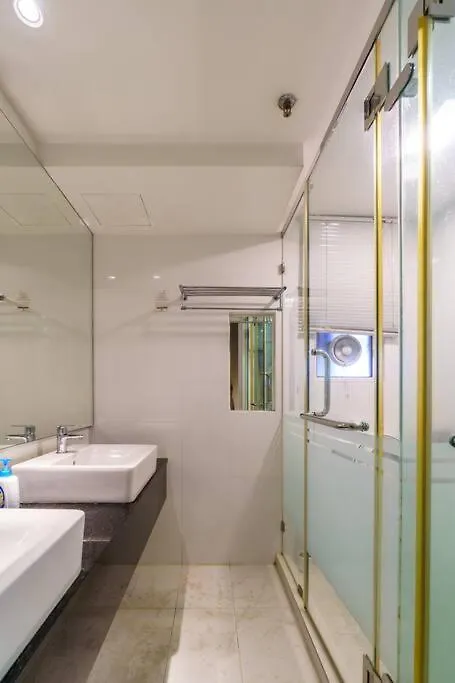 Seaview Maritime Suite Pool 2Carparks Jelutong Apartment